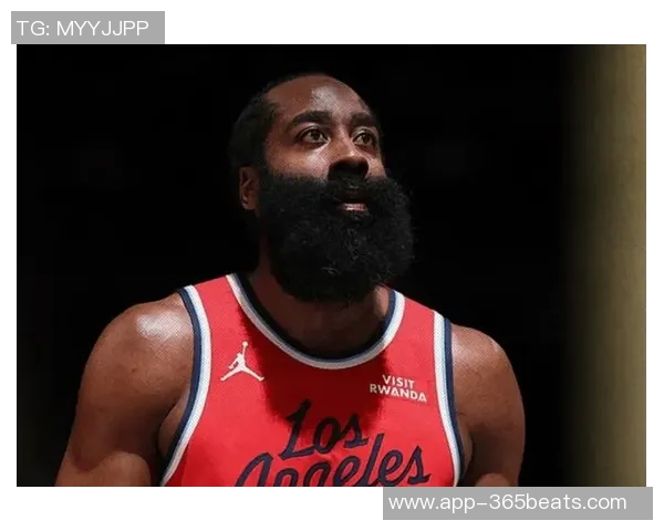 哈登回应后撤步争议称只是增加变化皮尔斯则自称是发明者